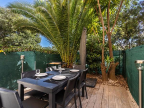 Studio Les Mimosas Bleus-4 by Interhome